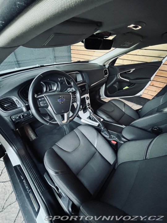 Volvo V40 Cross Country T4 AWD 2015