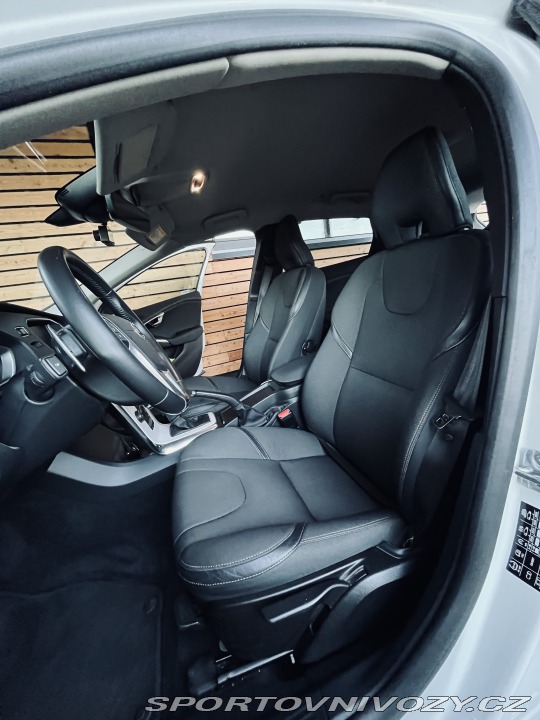 Volvo V40 Cross Country T4 AWD 2015