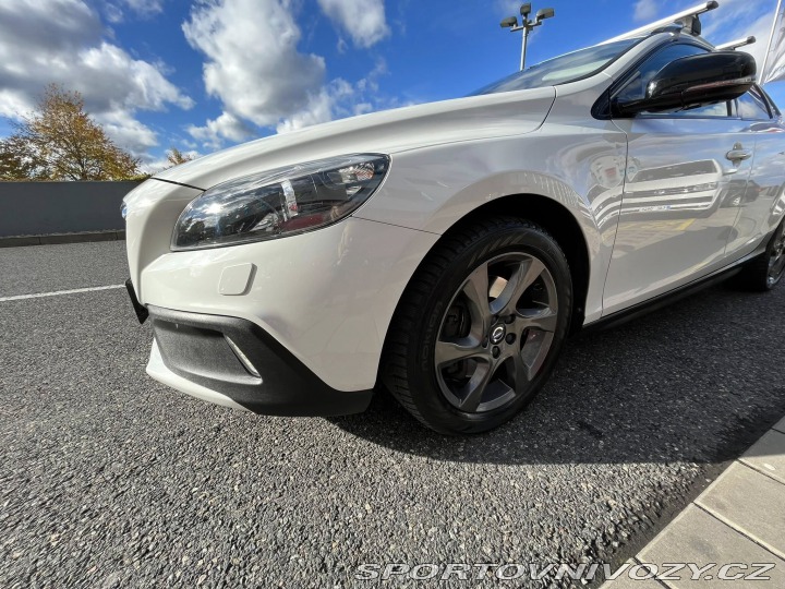 Volvo V40 Cross Country T4 AWD 2015