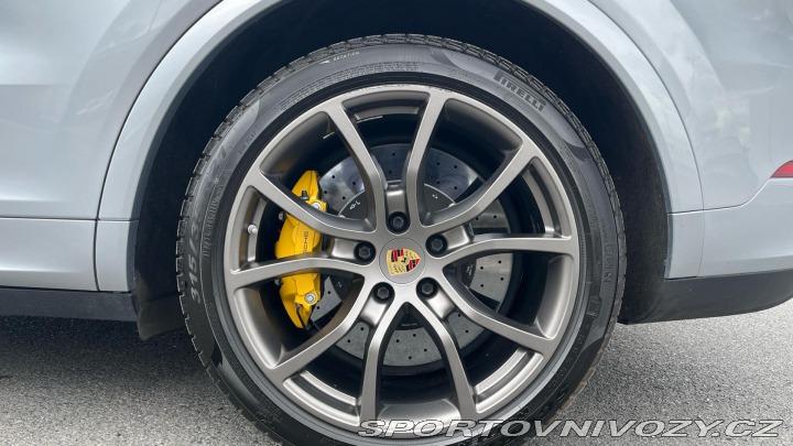 Porsche Cayenne Turbo S E-Hybrid 2020