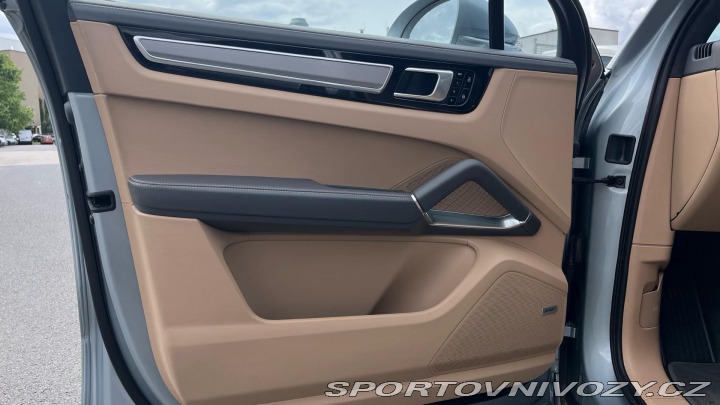Porsche Cayenne Turbo S E-Hybrid 2020