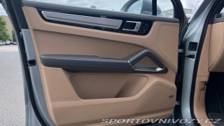 Porsche Cayenne Turbo S E-Hybrid 2020