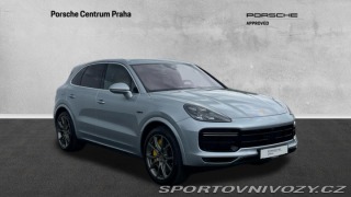 Porsche Cayenne Turbo S E-Hybrid 2020