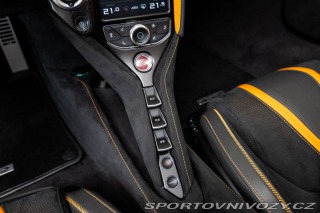 McLaren 720S Spider Performance NOVITE 2022