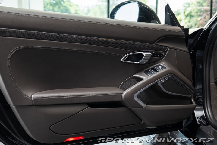 Porsche 911 Turbo S Karbon/Burmester/ 1800