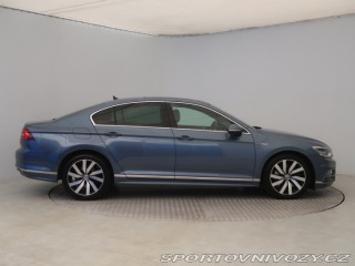 Volkswagen Ostatní modely Passat R-Line 2.0 BiTDI 2016