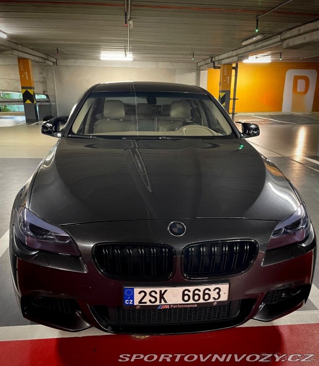 BMW 5 3,0 530 f10 2011