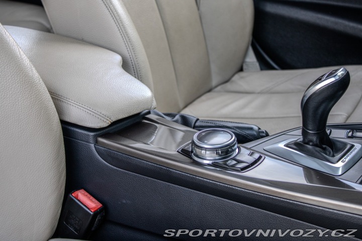 BMW 3 3.0 ActiveHybrid 3 Moder 2013