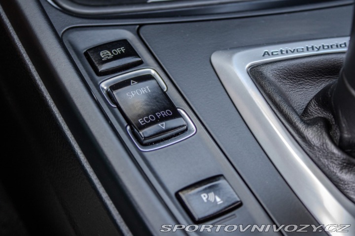 BMW 3 3.0 ActiveHybrid 3 Moder 2013