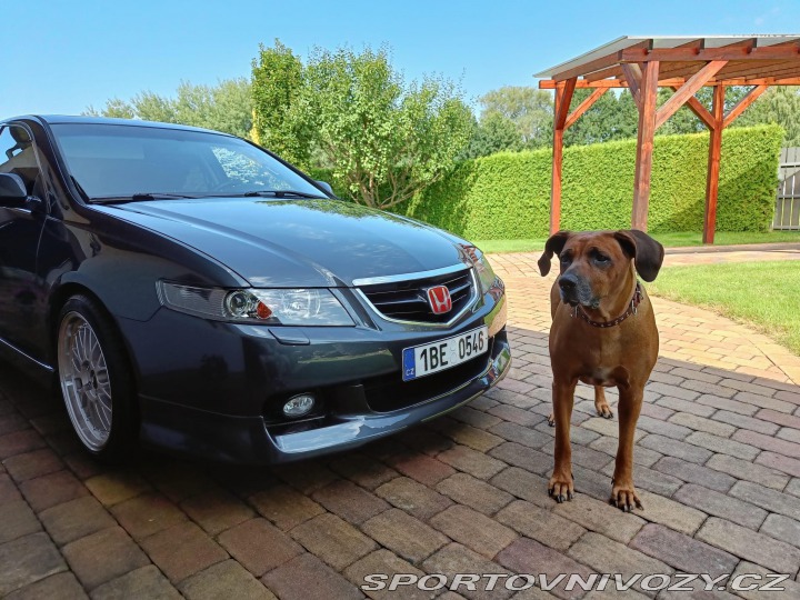 Honda Accord CL9 7g 2.4l manuál sedan 2005