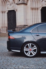 Honda Accord CL9 7g 2.4l manuál sedan 2005