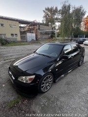 Lexus IS 200