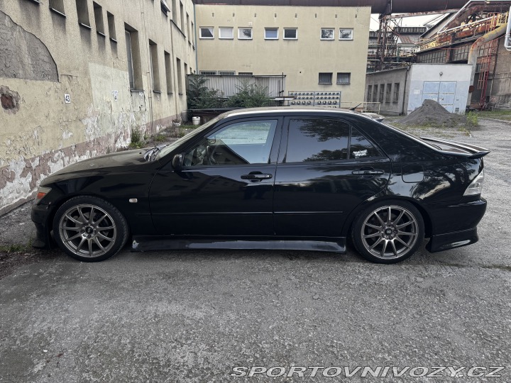 Lexus IS 200 1999