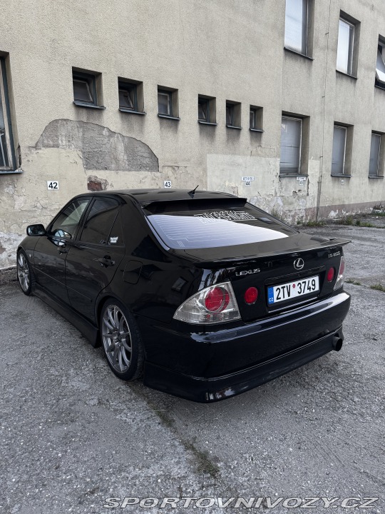 Lexus IS 200 1999