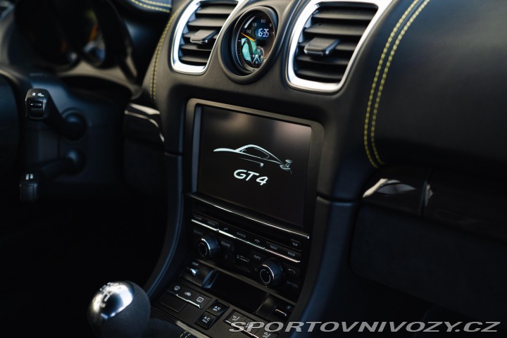 Porsche Cayman GT4 Clubsport, Approved 2016