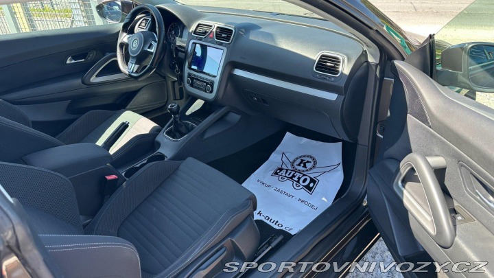 Volkswagen Scirocco 1.4TSi 90kW REZERVOVANO 2011