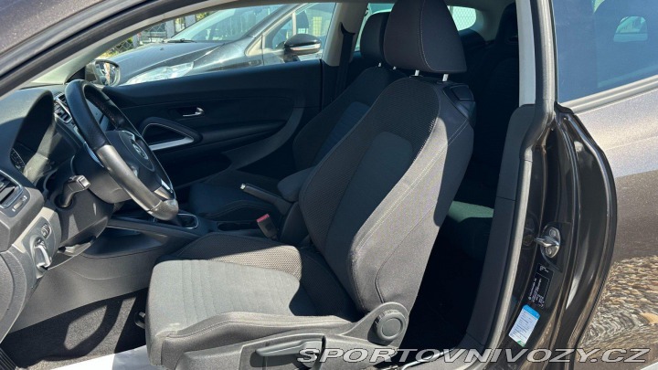 Volkswagen Scirocco 1.4TSi 90kW REZERVOVANO 2011