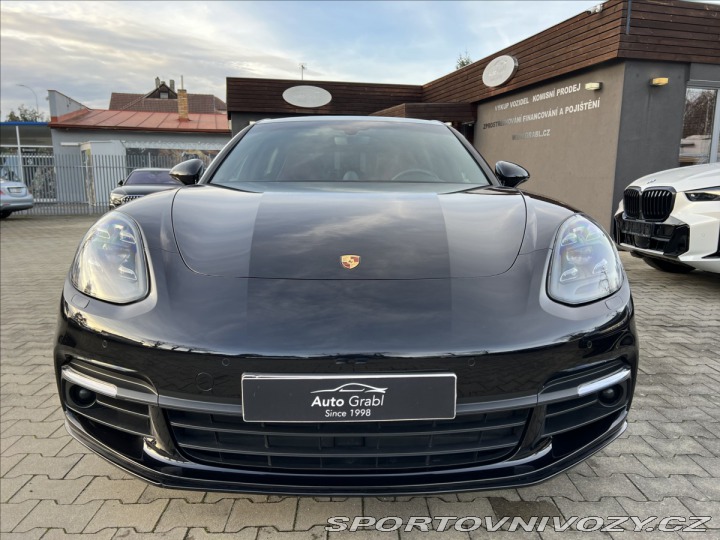 Porsche Panamera 4 Sport Chrono 2019