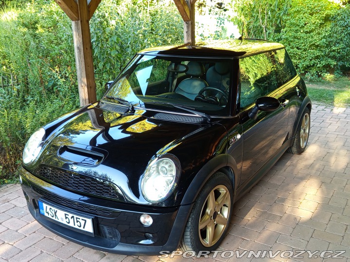 Mini Cooper Cooper R53 2005