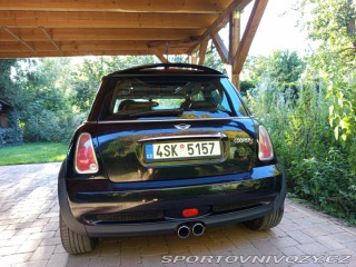 Mini Cooper Cooper R53 2005