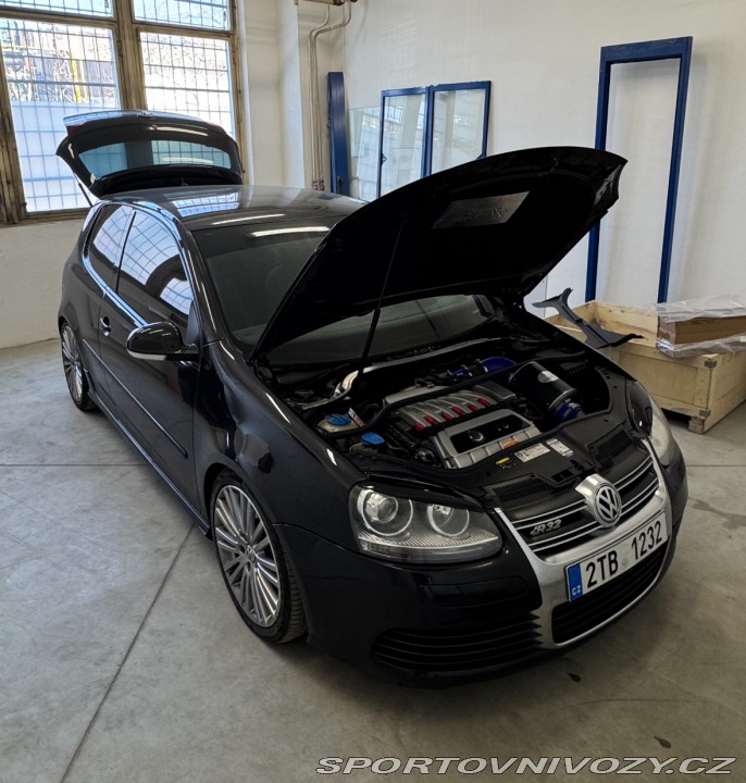 Volkswagen Golf VW golf r32 2007