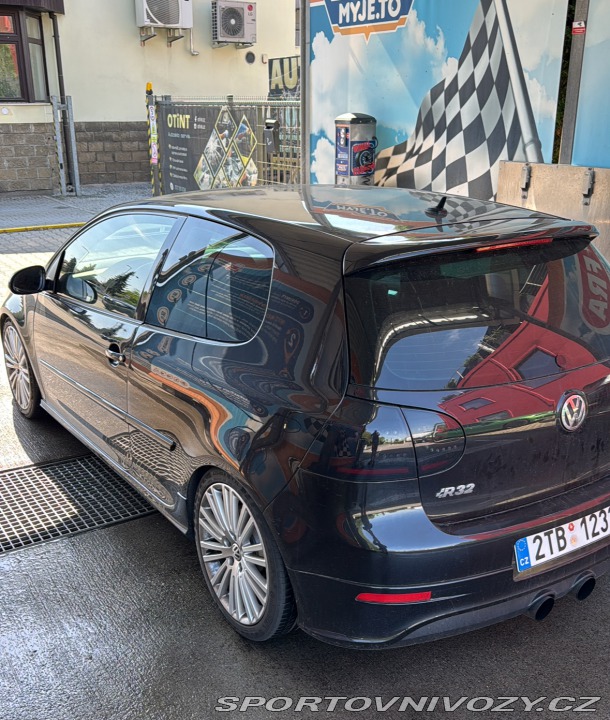 Volkswagen Golf VW golf r32 2007