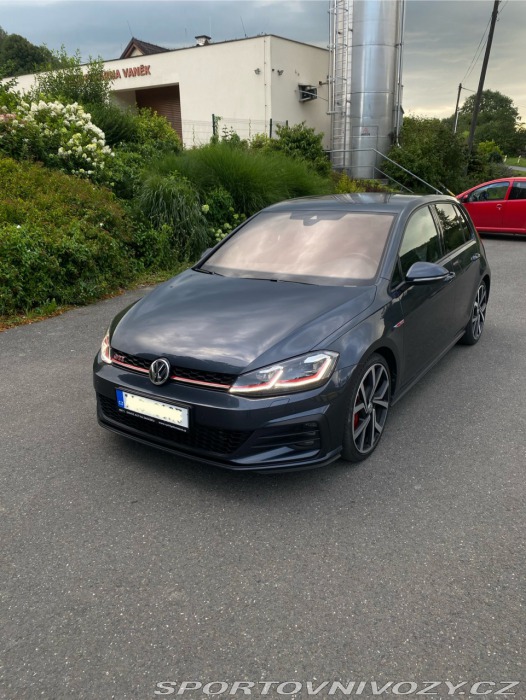 Volkswagen Golf GTi Performance