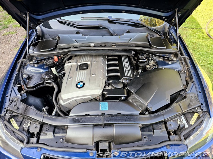 BMW 3 e91 325i N52B25A 2006
