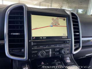Porsche Cayenne  1800