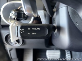Porsche Cayenne  1800