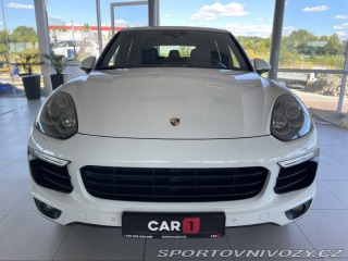 Porsche Cayenne  1800