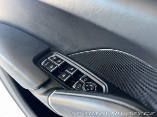 Porsche Cayenne  1800