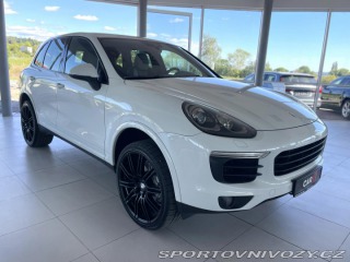 Porsche Cayenne  1800