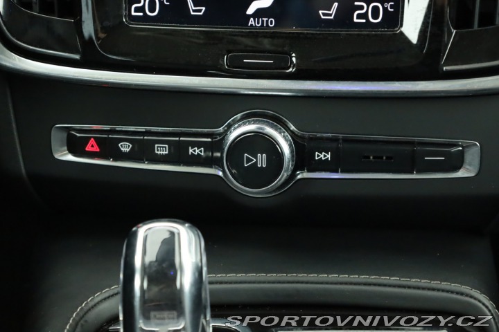 Volvo V90 T8 Twin Engine AWD 2019