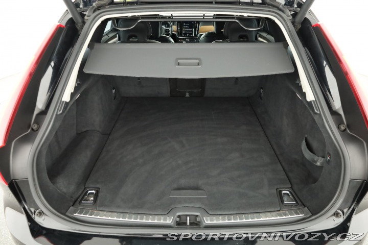 Volvo V90 T8 Twin Engine AWD 2019