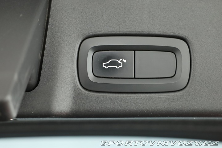 Volvo V90 T8 Twin Engine AWD 2019