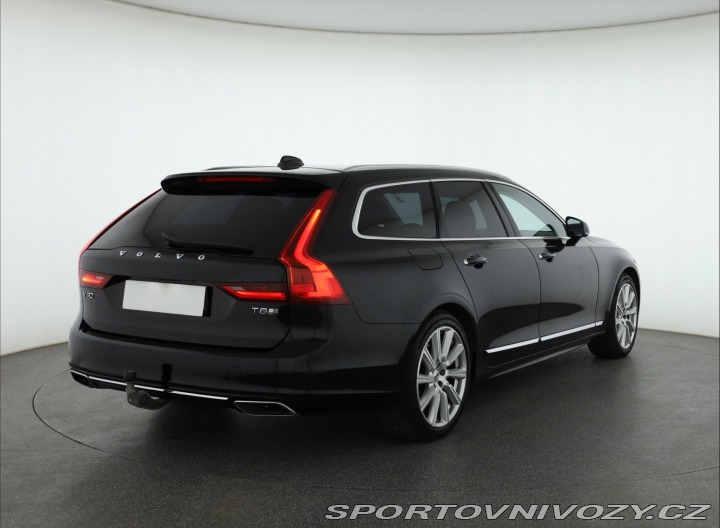 Volvo V90 T8 Twin Engine AWD 2019