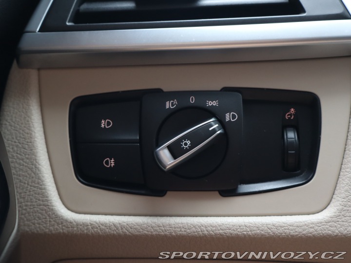 BMW 3 330e iPerformance 2018
