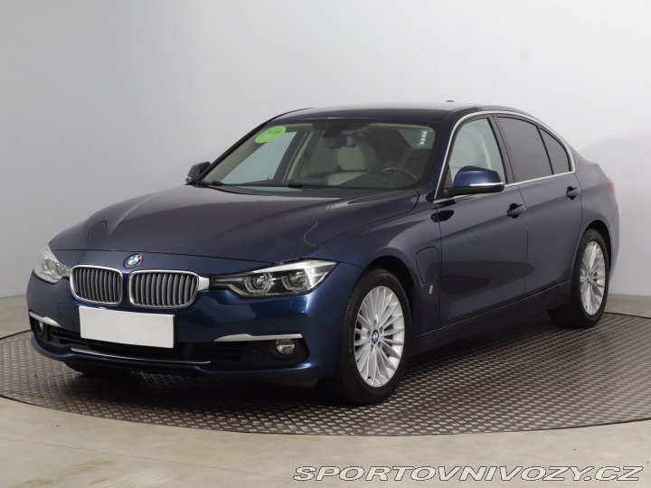 BMW 3 330e iPerformance 2018