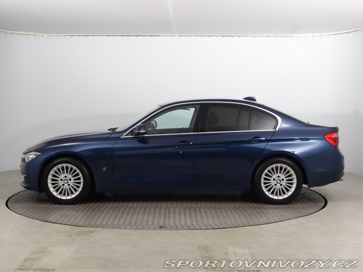 BMW 3 330e iPerformance 2018