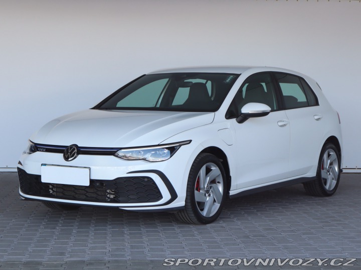 Volkswagen Golf GTE 2020