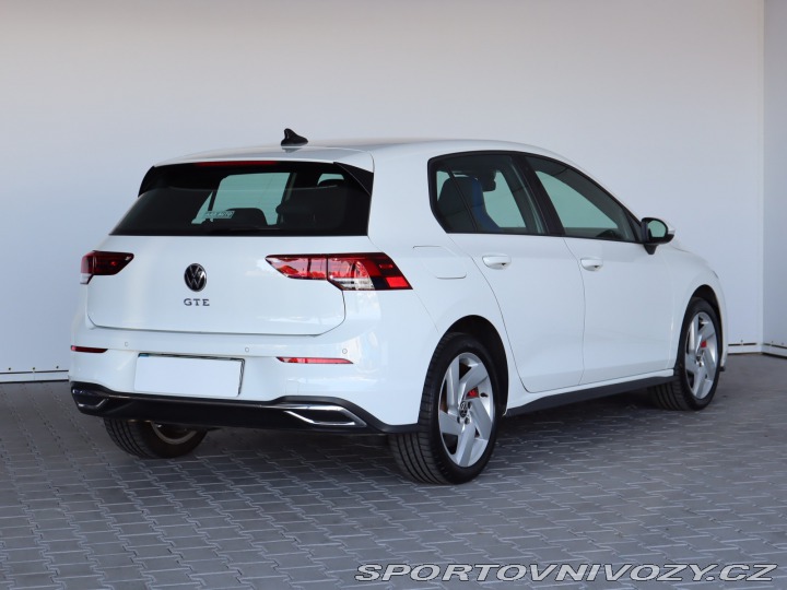 Volkswagen Golf GTE 2020