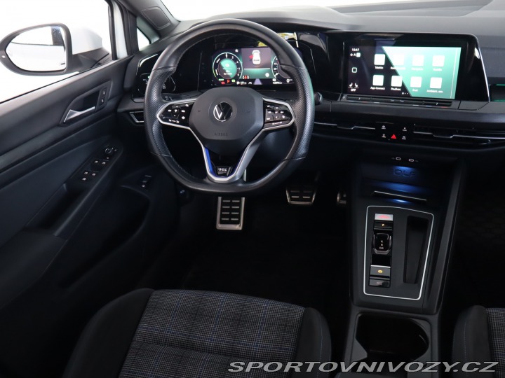 Volkswagen Golf GTE 2020