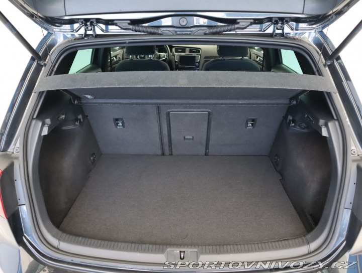 Volkswagen Golf GTE 2015