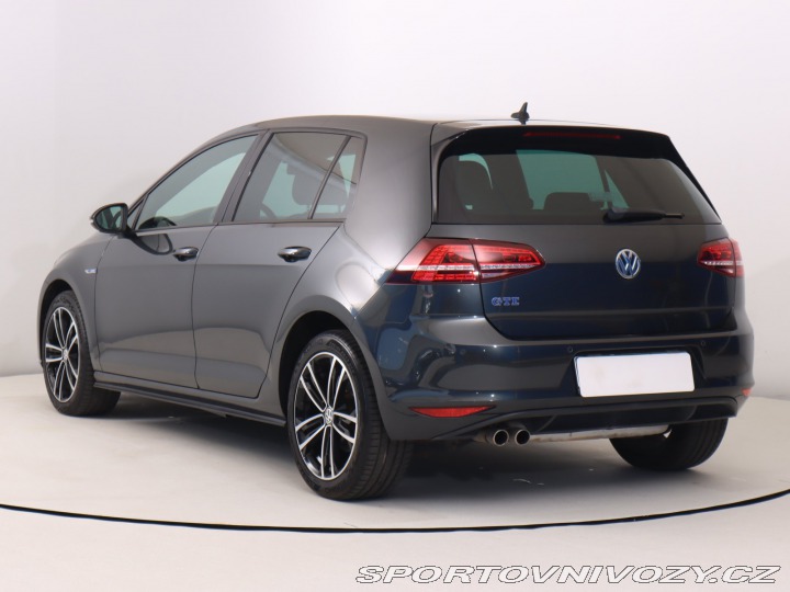 Volkswagen Golf GTE 2015