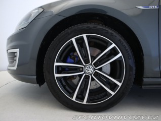 Volkswagen Golf GTE 2015