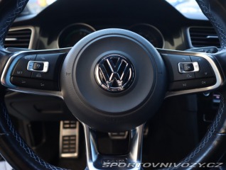 Volkswagen Golf GTE 2015