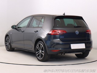 Volkswagen Golf GTE 2015