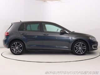 Volkswagen Golf GTE 2015