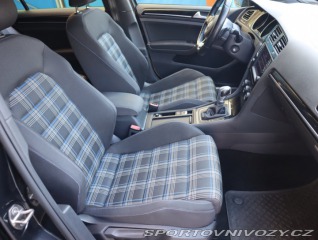 Volkswagen Golf GTE 2015